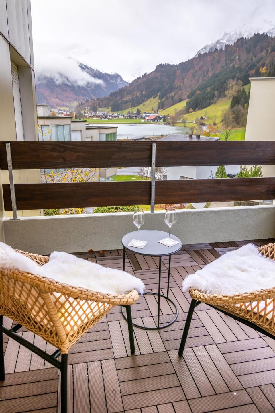 Natural landscape, Balcony/Terrace, Mountain view