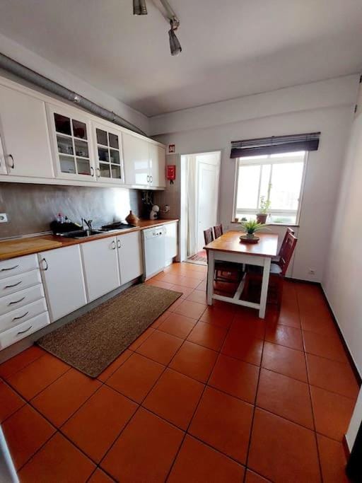 Charming Avenue Apartment Apartment in Faro