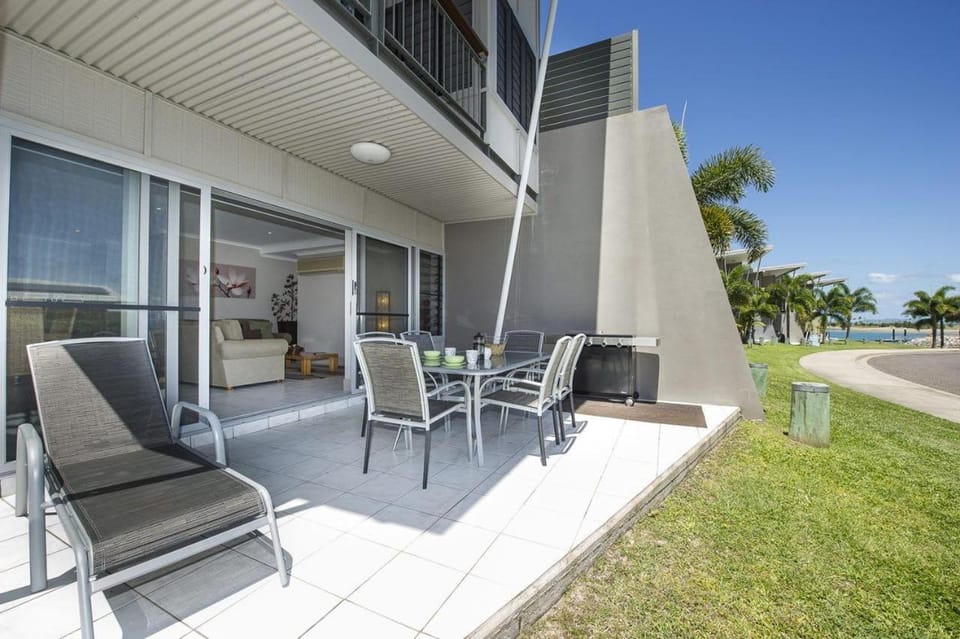 Magnetic Docks Townhouse 9 House in Queensland