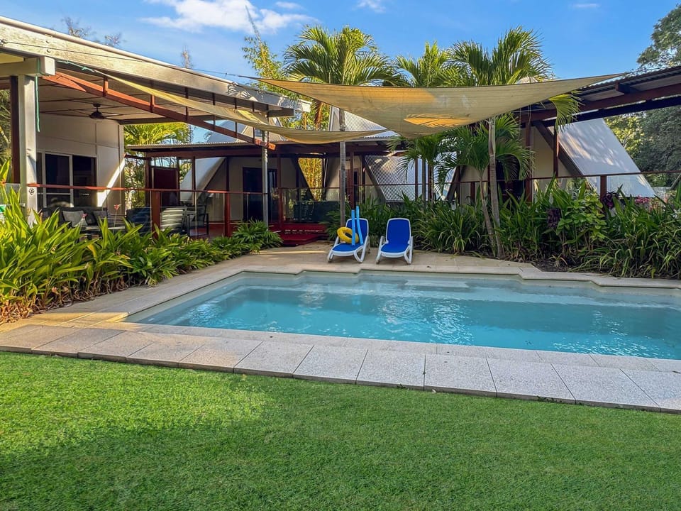Serene Place Apartment in Yates Street