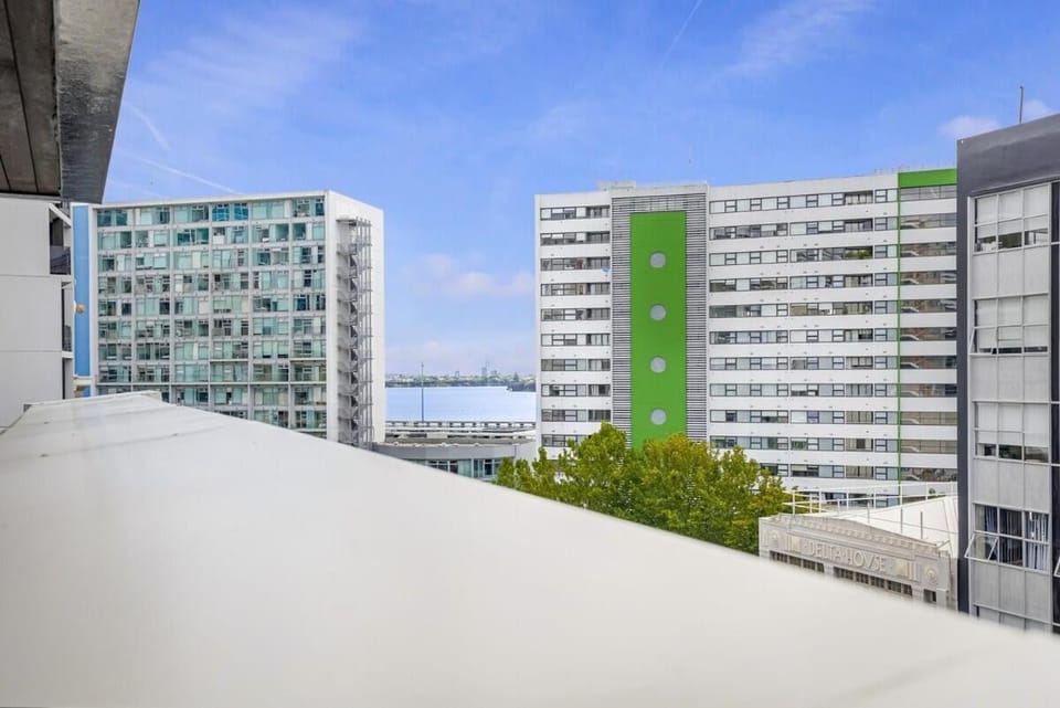 Bright & modern 1BR in Auckland CBD by Zodiak Stays Apartment in Auckland