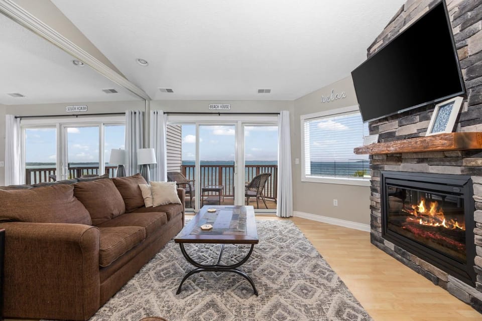 Beachside 329 Waterfront Condo Apartment in Michigan