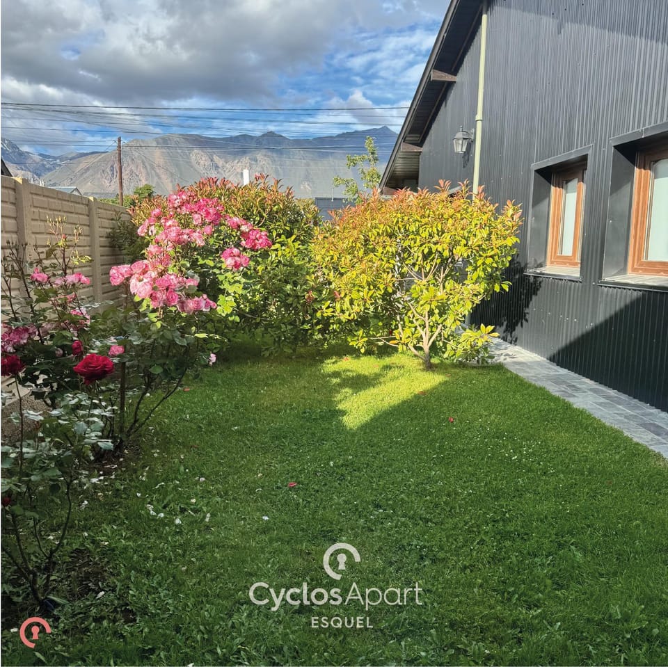 Garden view, Mountain view