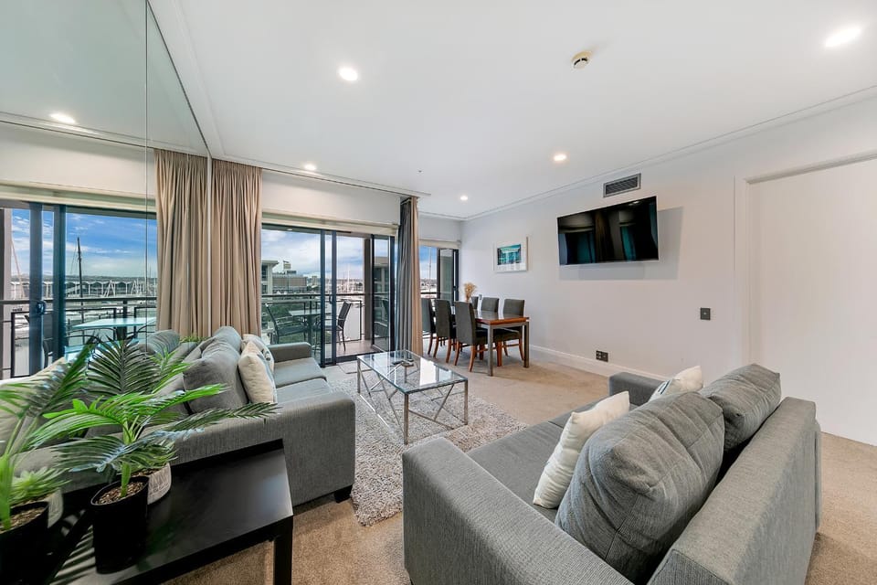 Living room, Dining area, Sea view