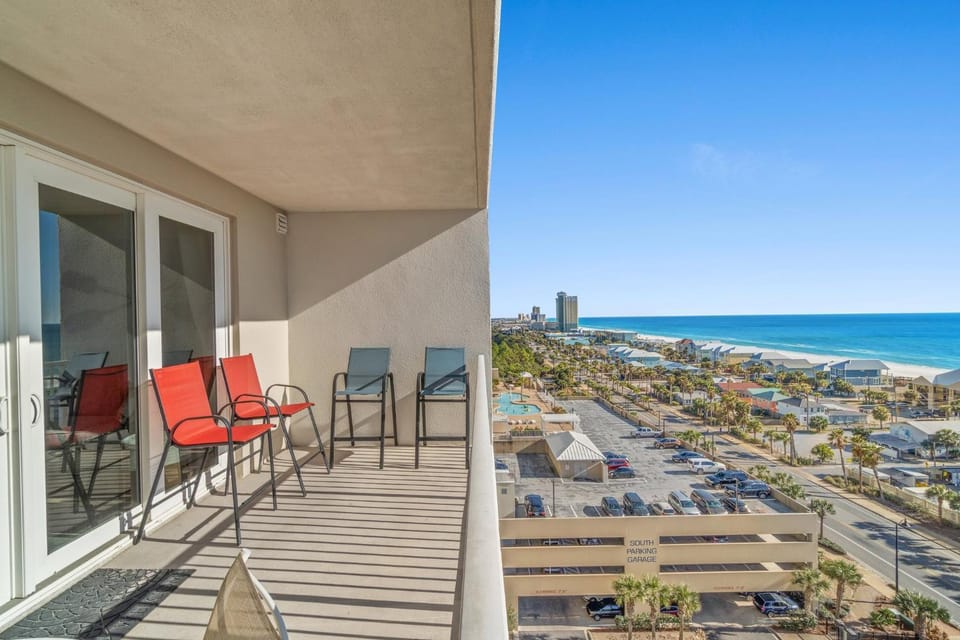 Living Right at Laketown Wharf #1016 by Nautical Properties House in Panama City Beach
