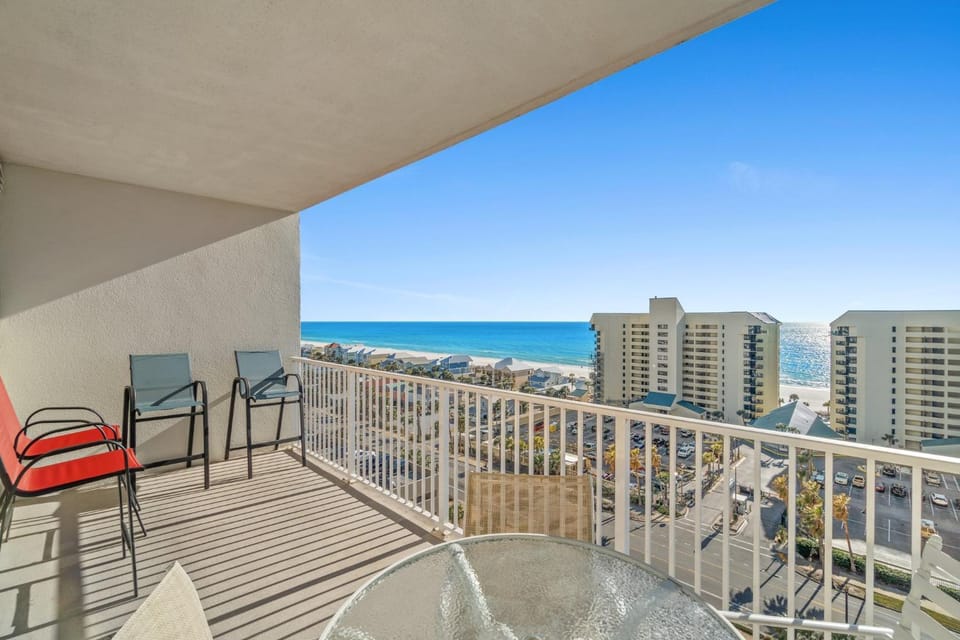 Living Right at Laketown Wharf #1016 by Nautical Properties House in Panama City Beach