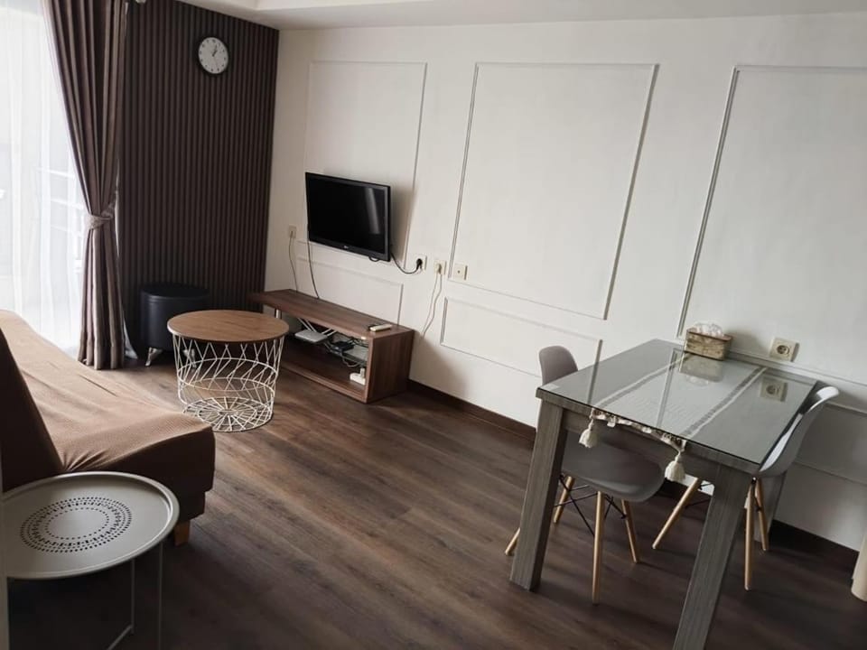 The Wave Apartment by Eya Apartment in South Jakarta City
