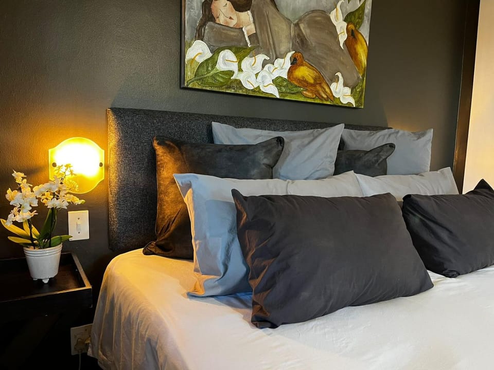 Tranquil Garden Nest Apartment in South Africa