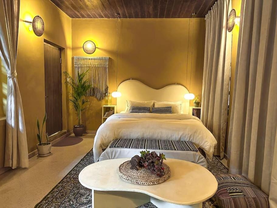Bed, Bedroom