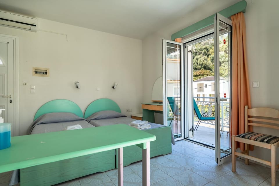 Property building, Living room, Bedroom
