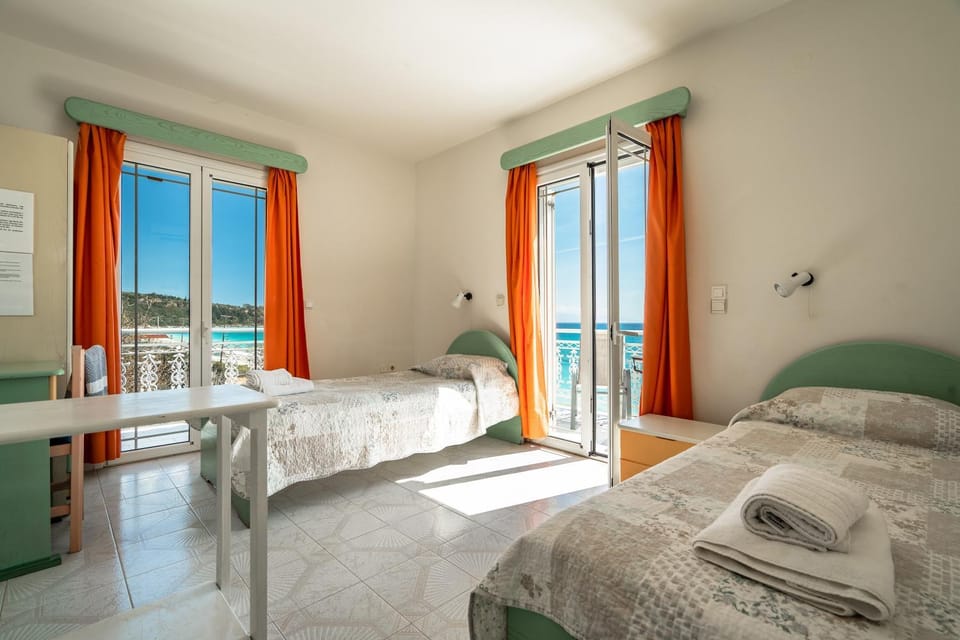 Property building, Living room, Bedroom