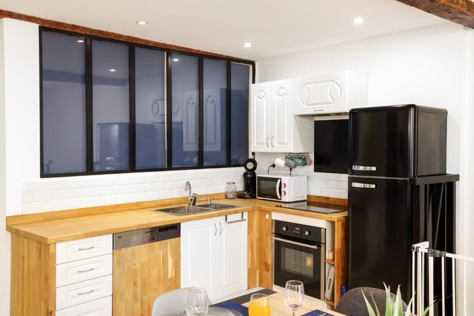 Coffee/tea facilities, Kitchen or kitchenette, dishwasher, minibar, pet friendly, stove, toaster