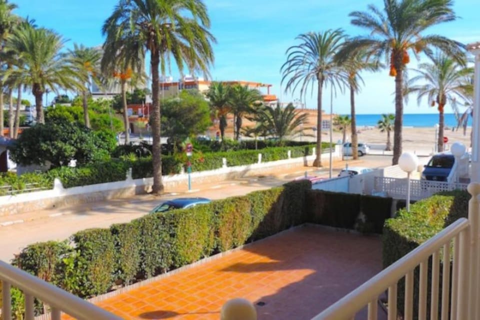 Day, Natural landscape, Garden, View (from property/room), Balcony/Terrace, Garden view, Sea view
