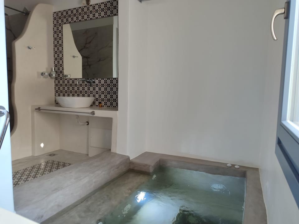Υδρία-Κατοικίες Hydria-Houses House in Decentralized Administration of the Aegean