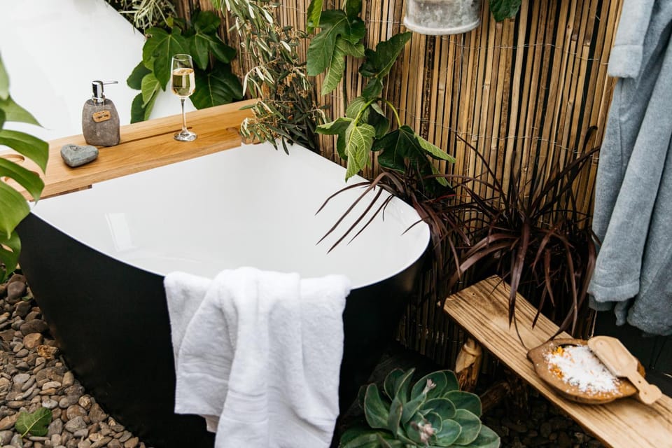 Open Air Bath, Bath