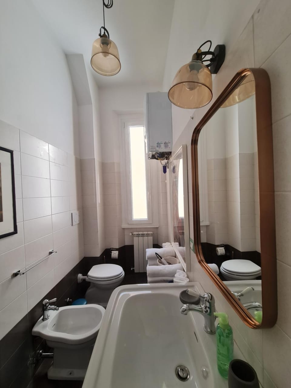 Toilet, Bathroom, towels