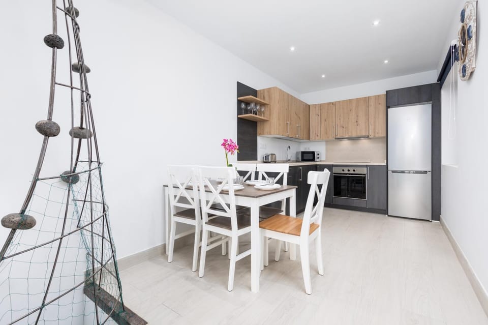 Home2Book Charming Piedra Playa, Terrace Apartment in Maxorata
