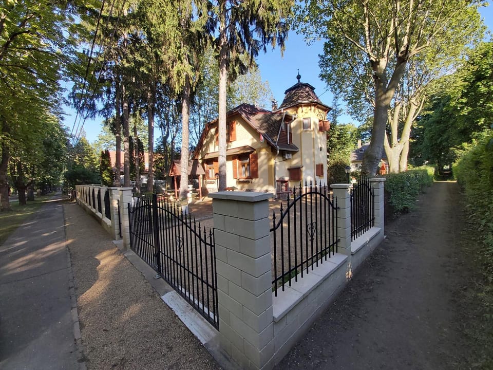 Balatonszemesi Nyaralóház House in Hungary