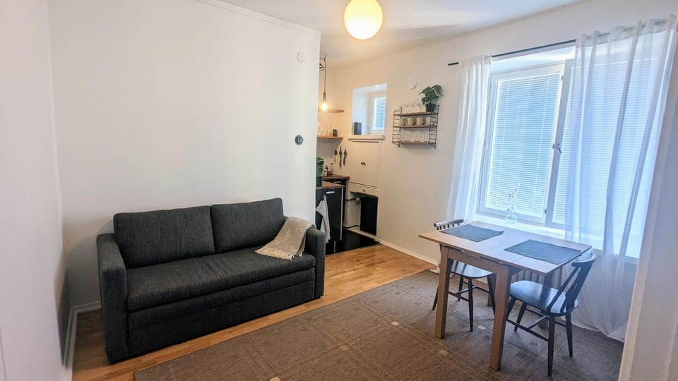 A cosy flat next to metro Apartment in Helsinki