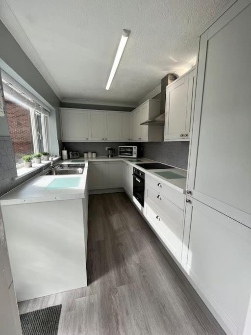 Scoresby Escape - Whitby Holiday Home House in England