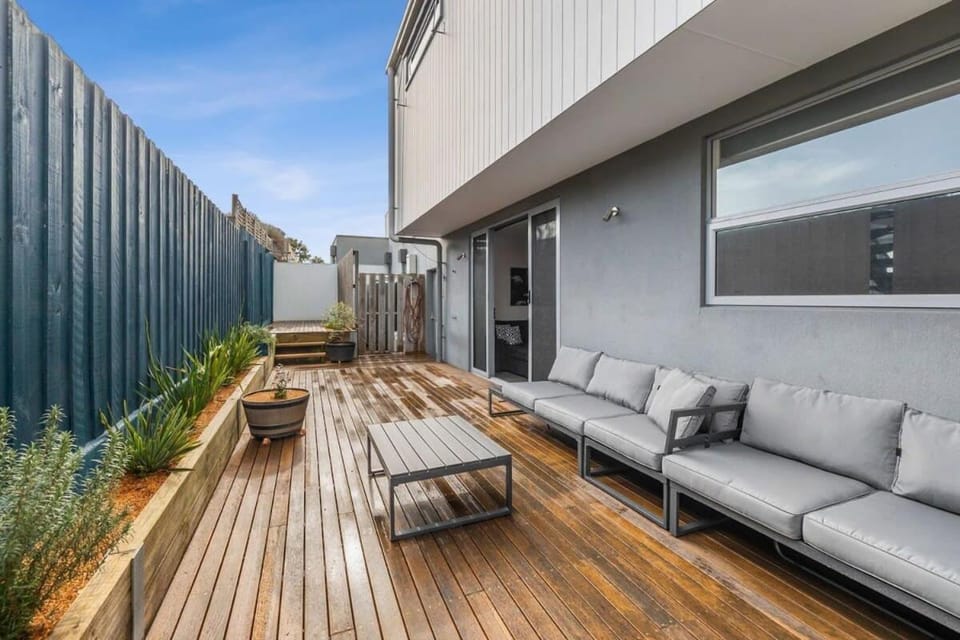 Patio, Seating area