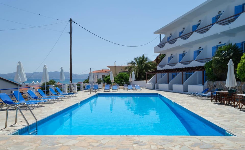 Pool view, Sea view, Swimming pool