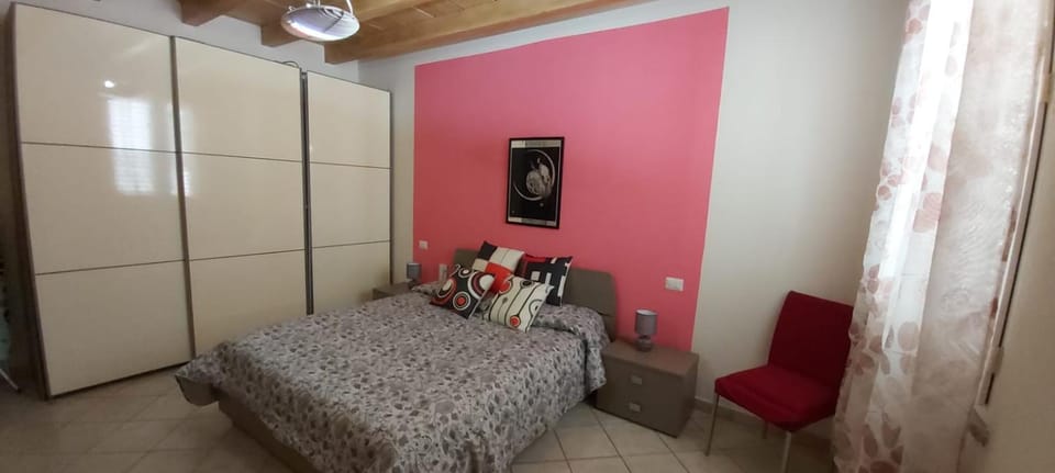 SWEET HOME- AMPIO BIVANO A 10 MINUTI DALLE SPIAGGE House in Quartu Sant'Elena