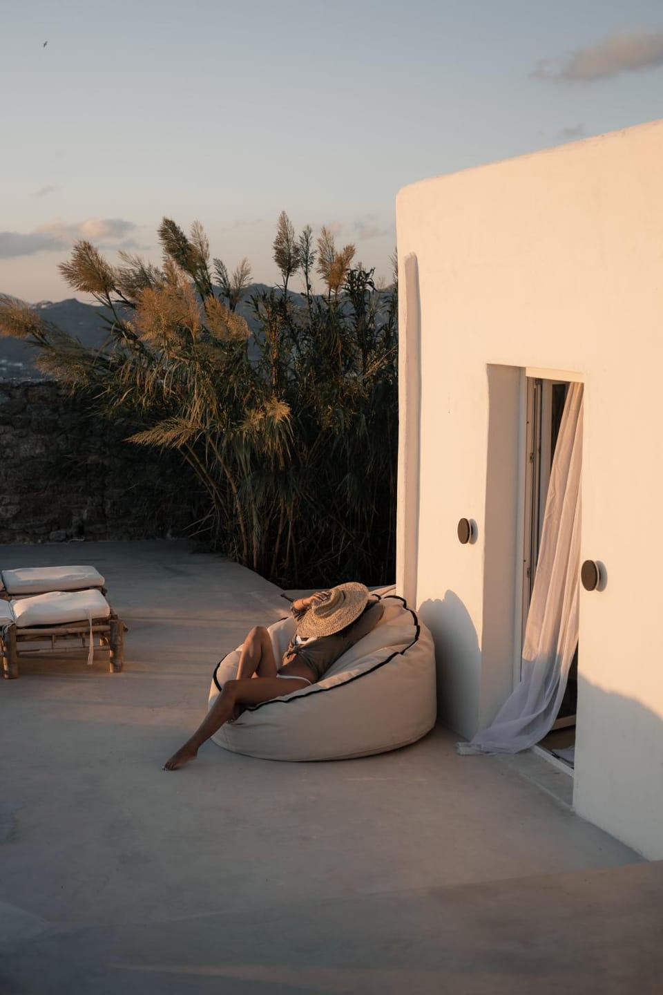 Patio, sunbed