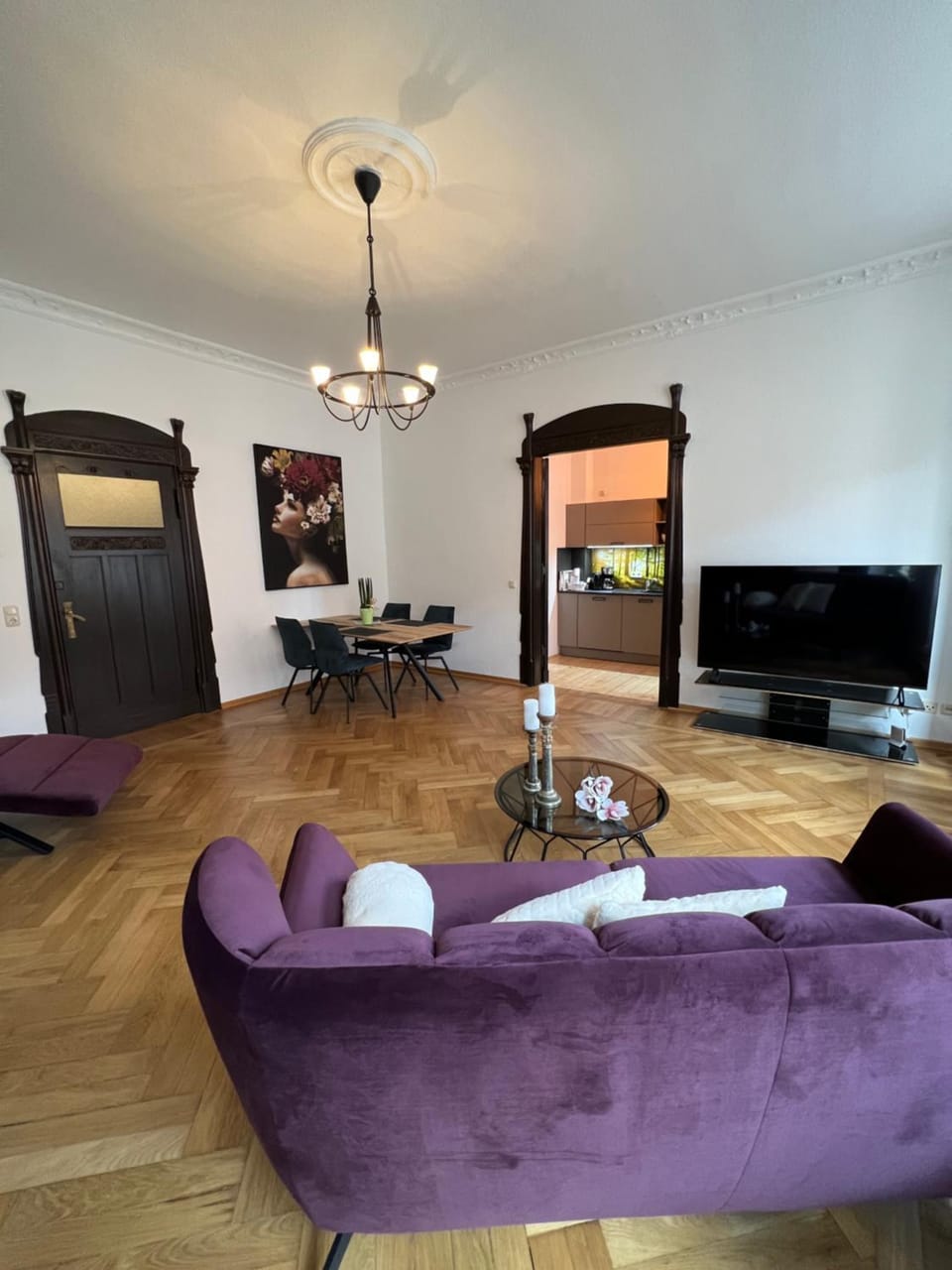 TV and multimedia, Living room, Seating area