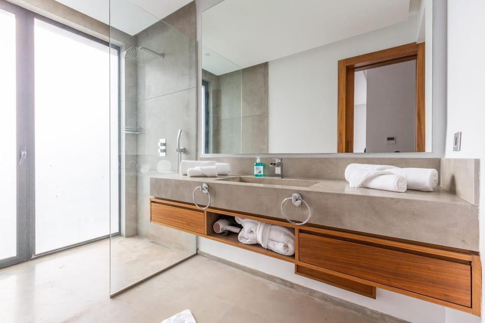 Bathroom, heating, towels