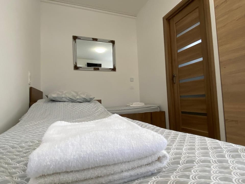 Bed, Photo of the whole room, Bedroom, towels, wardrobe
