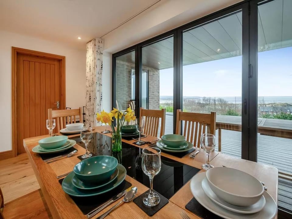 Bodwennol - a stunning house! House in Aberdyfi