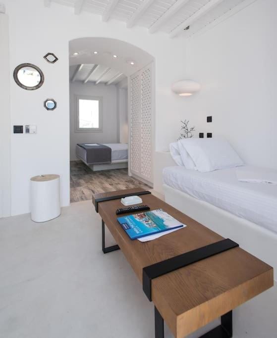 Bed, Living room, Seating area, Bedroom