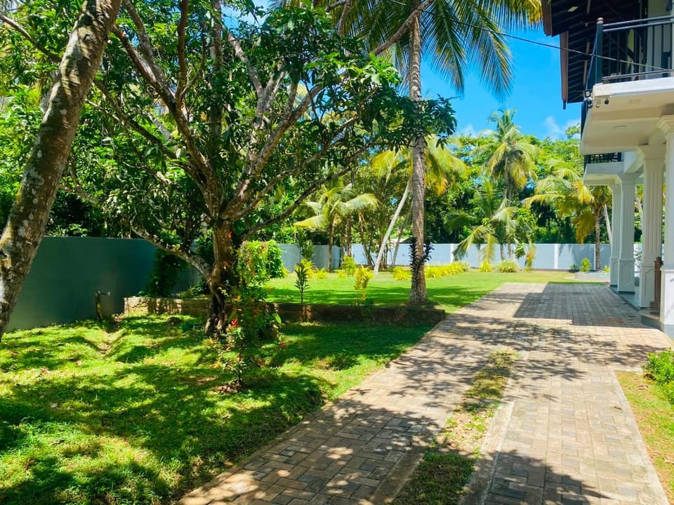 sunset villa Villa in Hikkaduwa