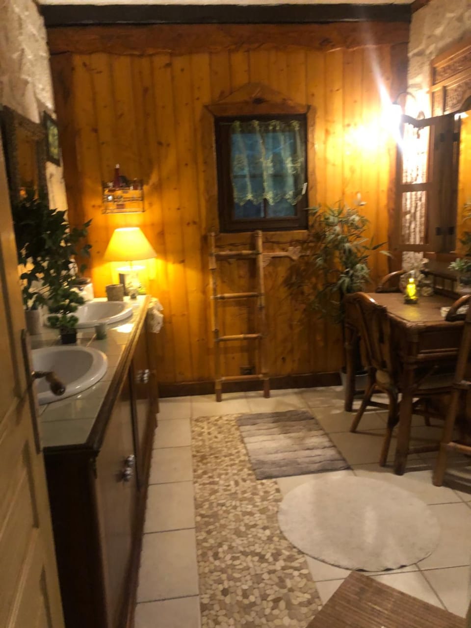 Chambre d'hôte txaleta (le Chalet) Bed and Breakfast in Nouvelle-Aquitaine