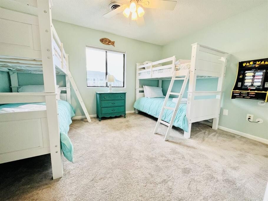 Canal Beach Home With Your Own Arcade! House in Ocean City