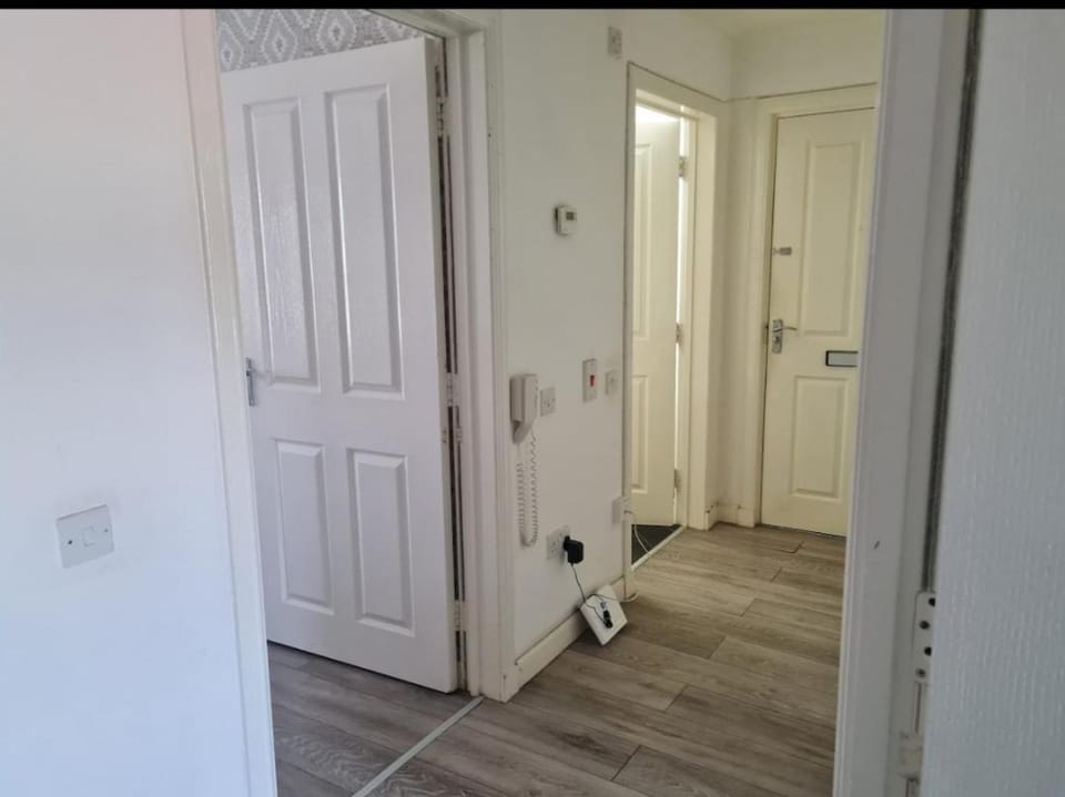 City, Celtic park & Emirates Stadium Apartment, for families or age over 23 Apartment in Glasgow