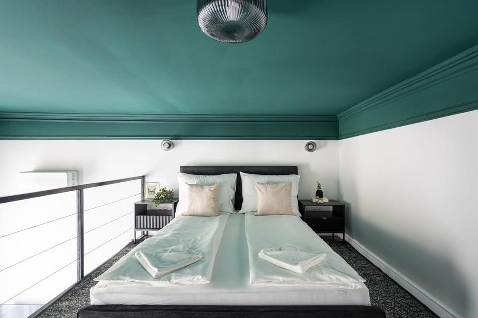 Bed, Photo of the whole room, Bedroom, furniture, furniture, towels, air conditioner