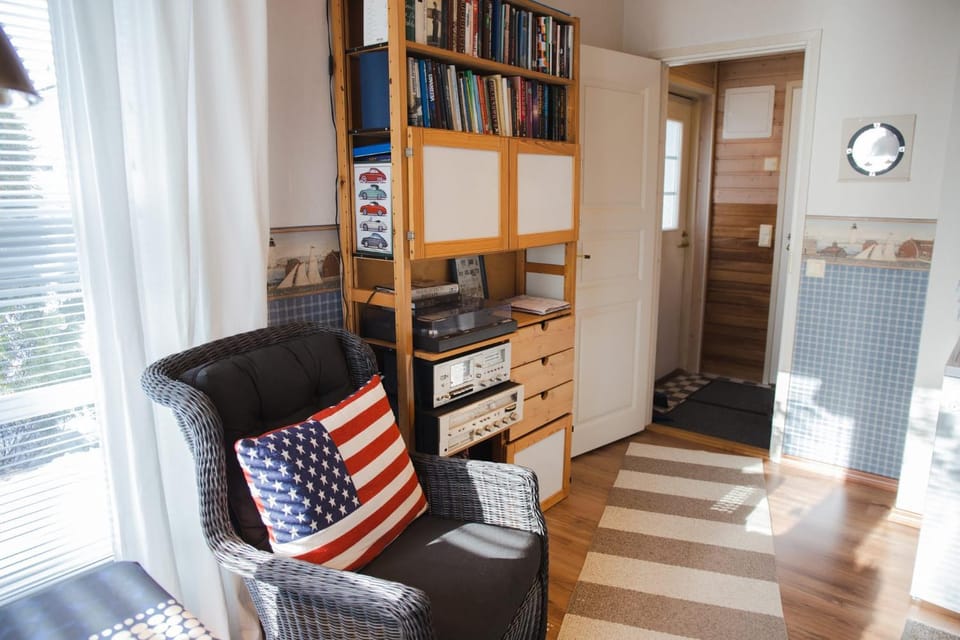 Seating area