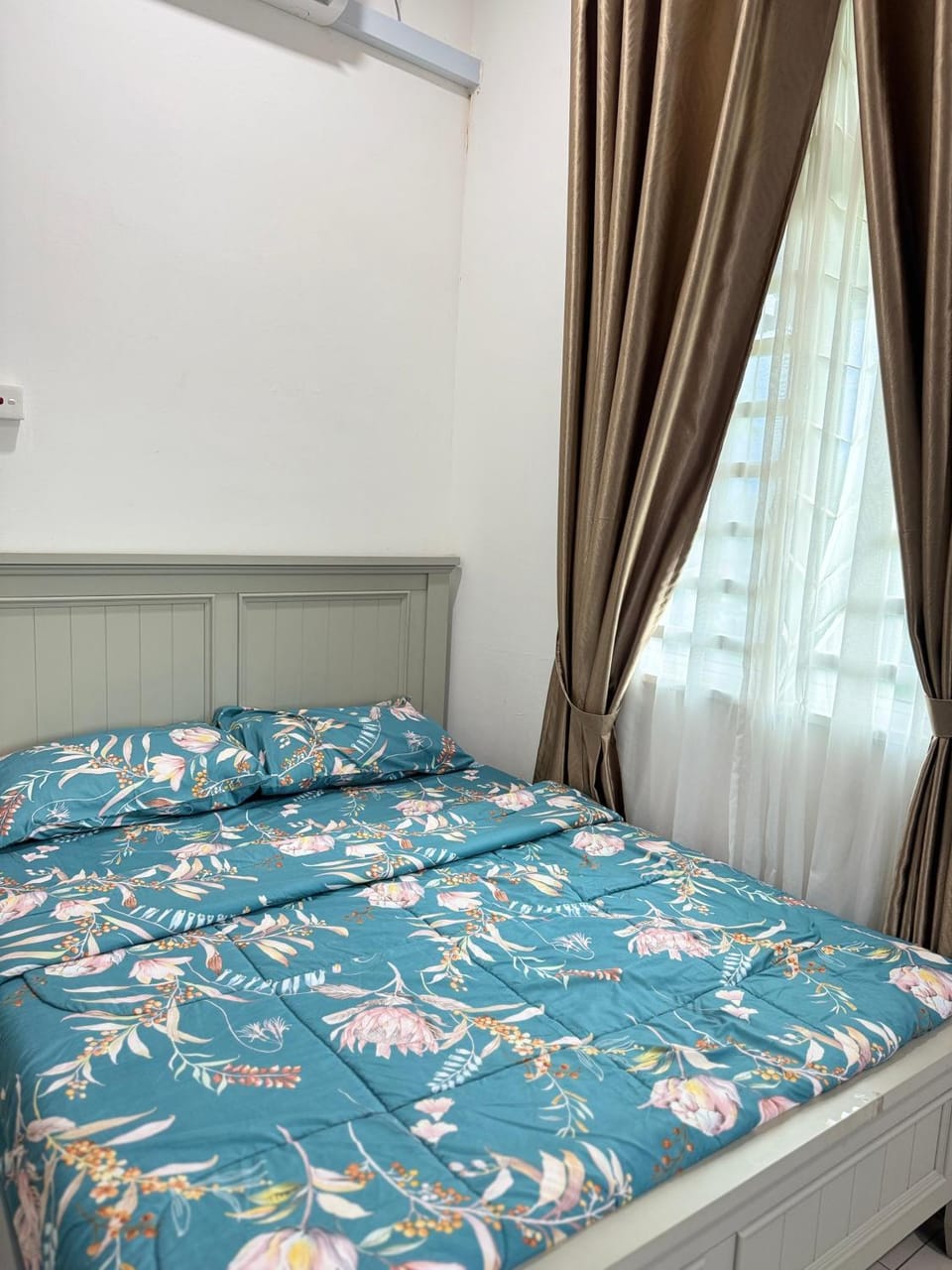RJ Prima (UMT, UniSZA, Spacious, Beach + Netflix) House in Terengganu, Malaysia