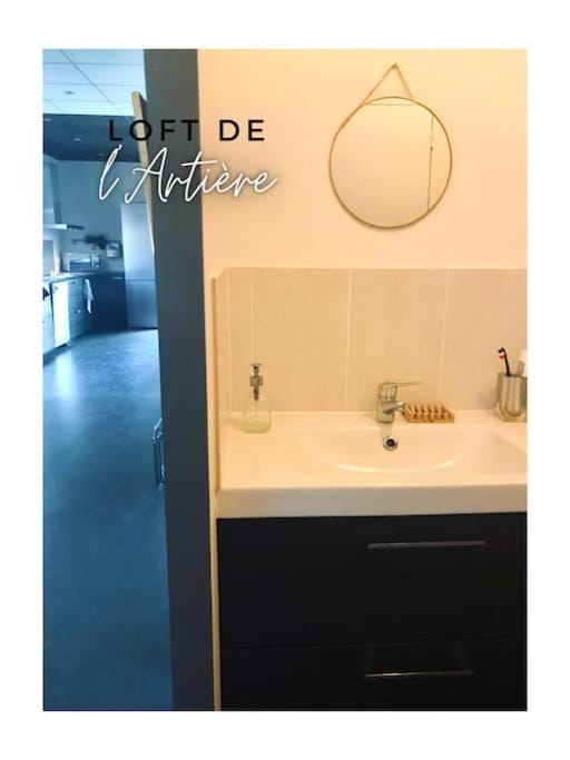 Loft de l'Artière 75 m2 - Vue Chaîne des Puys Apartment in Auvergne-Rhône-Alpes