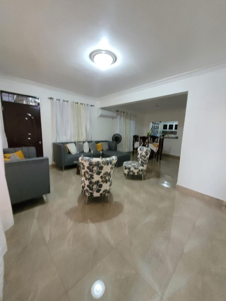 Property building, Seating area, Area and facilities, air conditioner