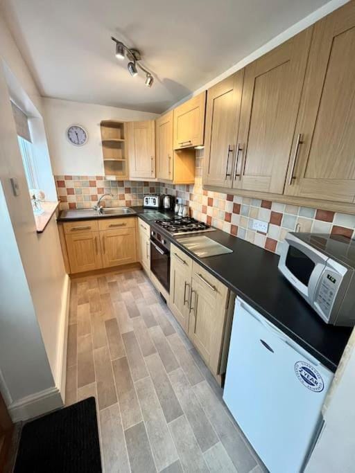 Scoresby Hideaway - Whitby Holiday Home House in England
