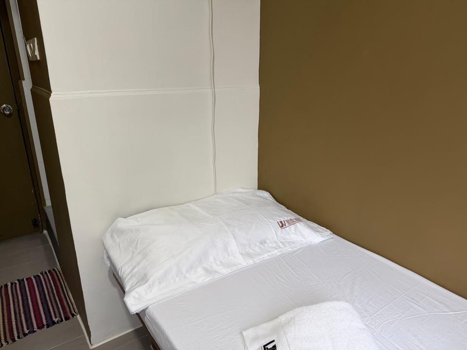 Ajit Guesthouse & 戀也2026 Bed and Breakfast in Hong Kong