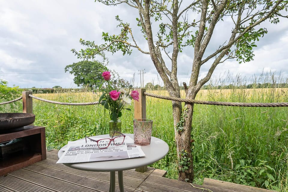 Toad Hall Lodges - Luxury Glamping Lodges Near Southwold! Nature lodge in Suffolk Coastal District