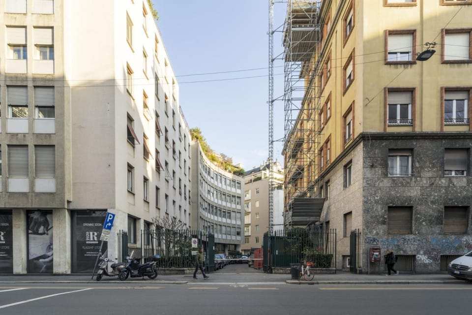 Easylife - Milano - Modrone 8-1 - Duomo Apartment in Milan