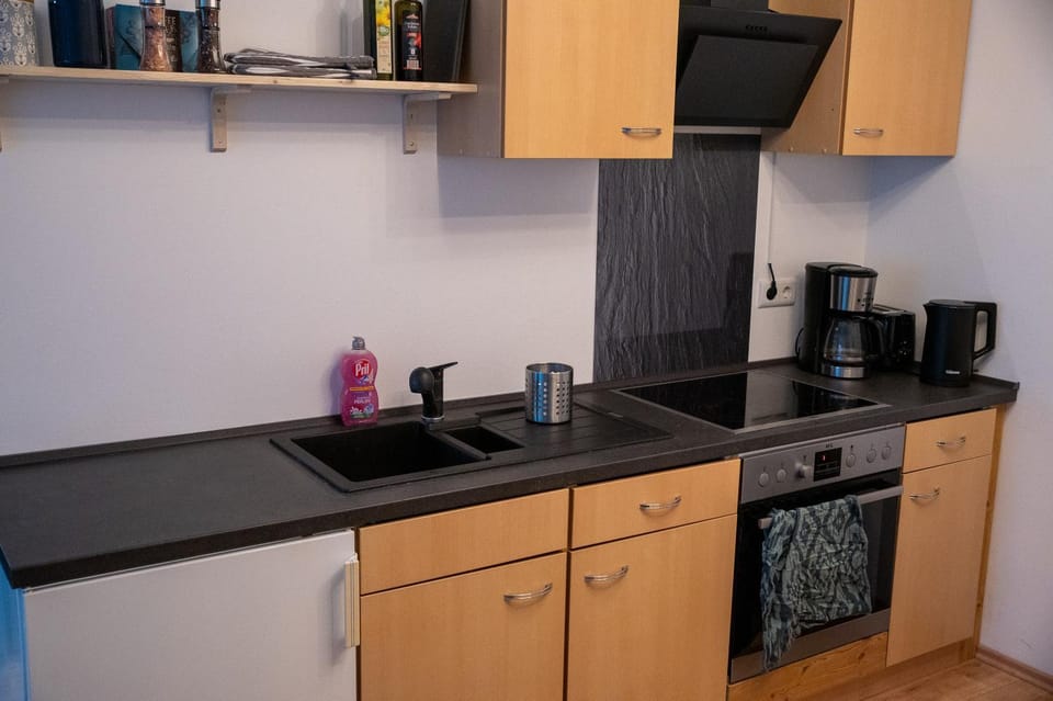 Coffee/tea facilities, Kitchen or kitchenette, pet friendly, stove, toaster