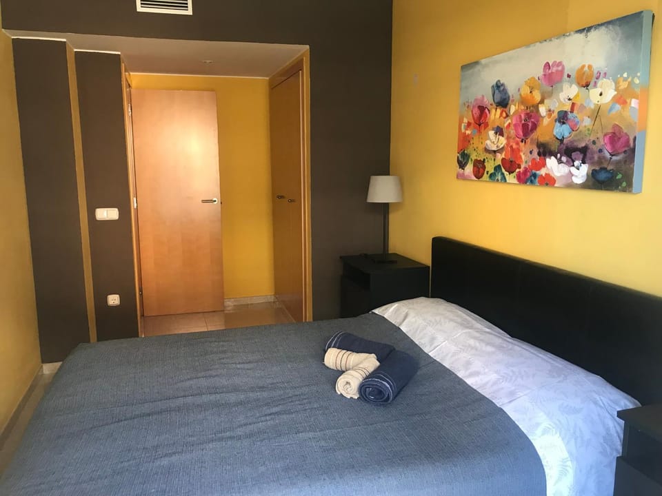 Bed, Bedroom
