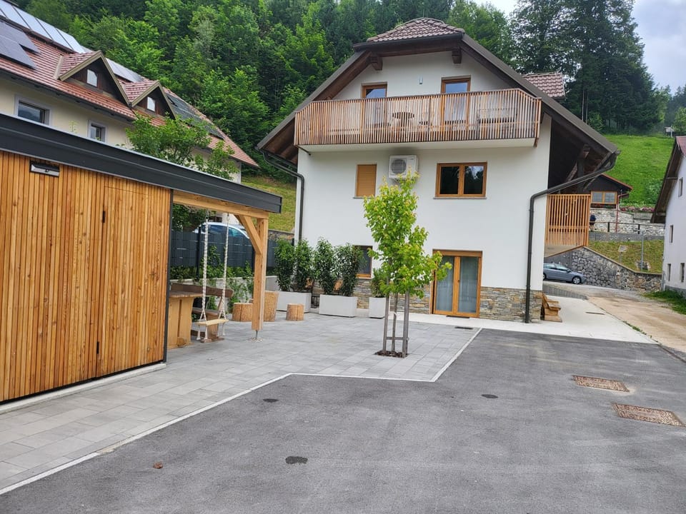 Property building, Garden