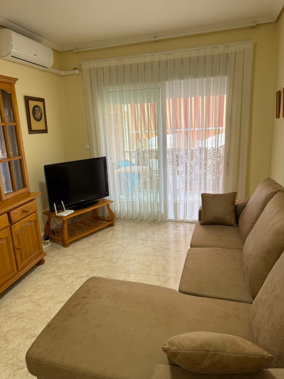 TV and multimedia, Living room, Seating area